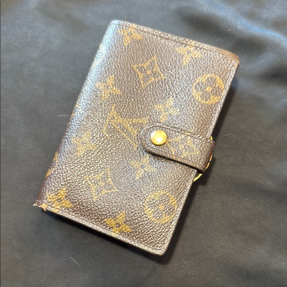 Louis Vuitton Brown Monogram Card Holder